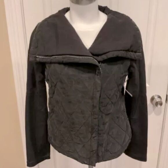 Anthropologie Marrakesh gray, soft, quilted jacket size extra large - Picture 3 of 7